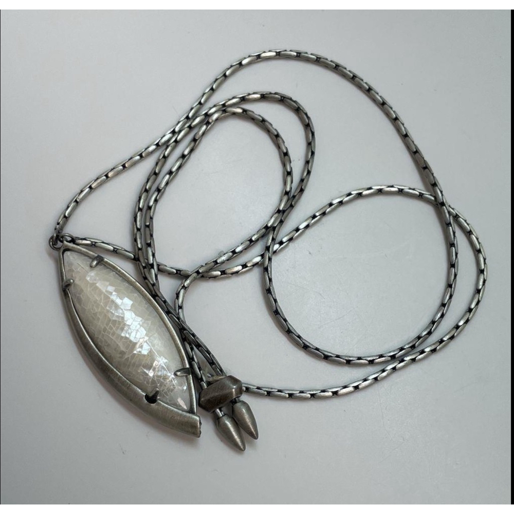 Kendra Scott Milla Mother Of Pearl Silver Tone Necklace 1813 - Picture 3 of 7